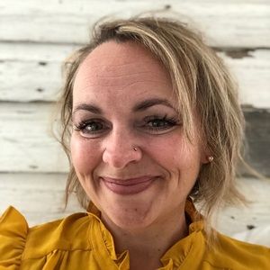 Meet your Posher, Vicky